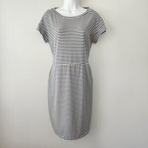 Merokeety T-Shirt Dress Women's M Gray White Striped Knit Belted Coastal Grandma